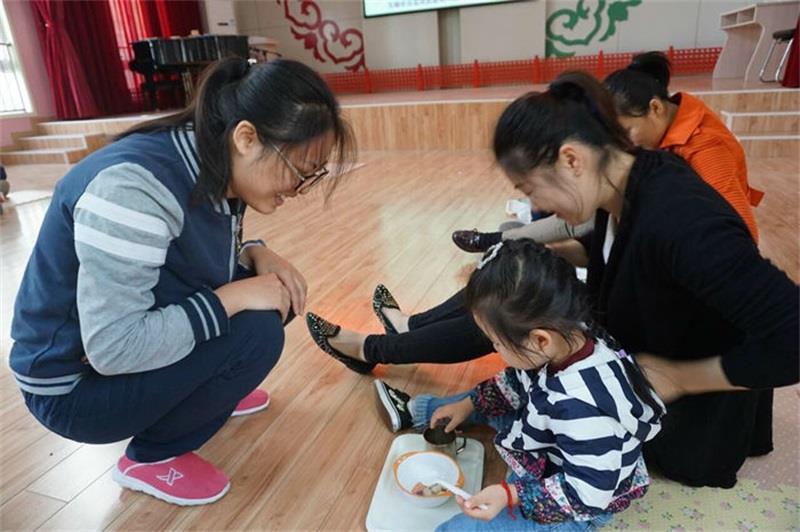 http://s.yun12.cn/gyhsyyey/images/iolv5jfcr4u20200511112539.jpg